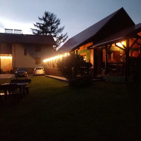 Pod Modrzewiami Daire Milówka Dış mekan fotoğraf