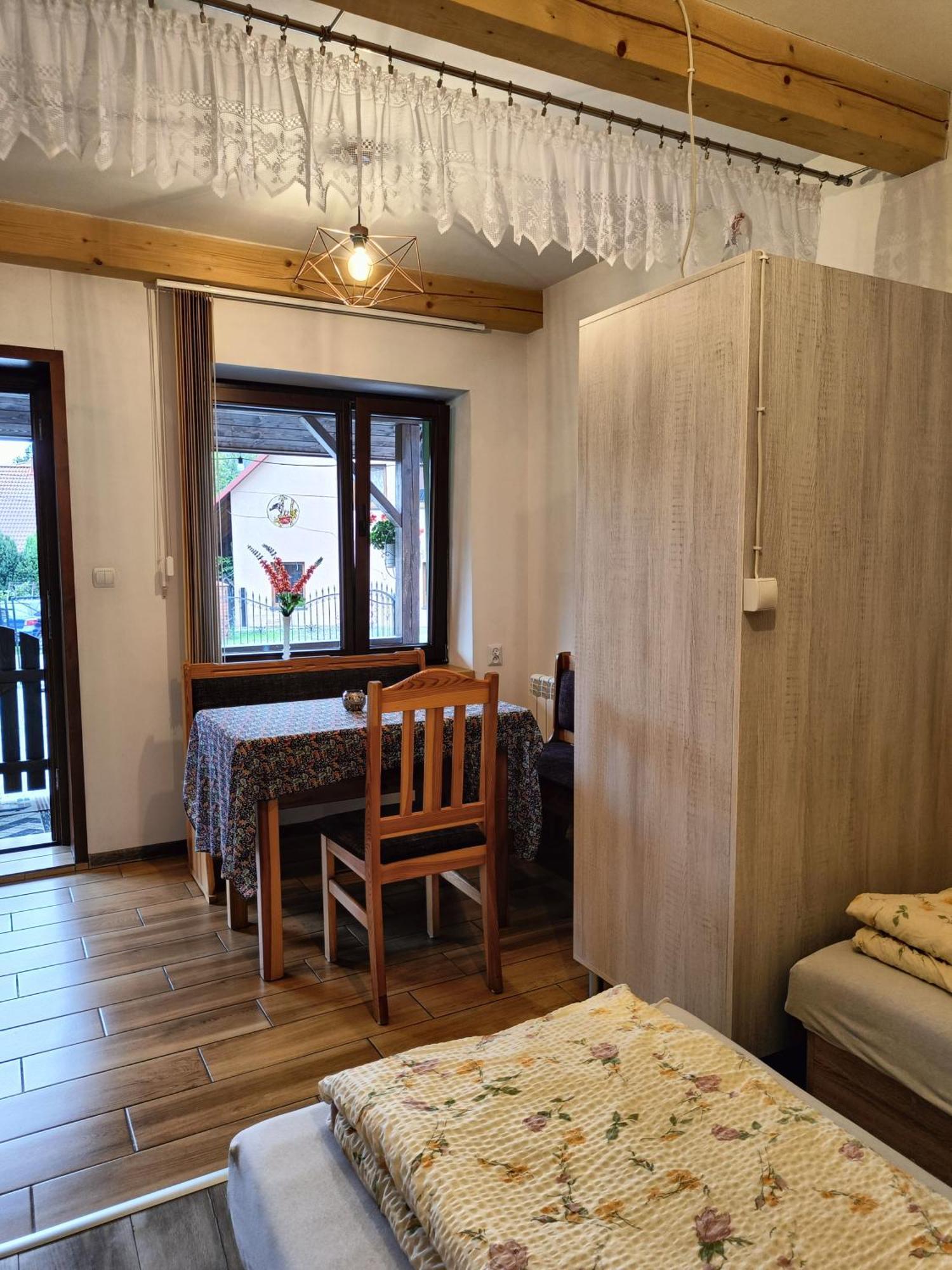 Pod Modrzewiami Daire Milówka Dış mekan fotoğraf