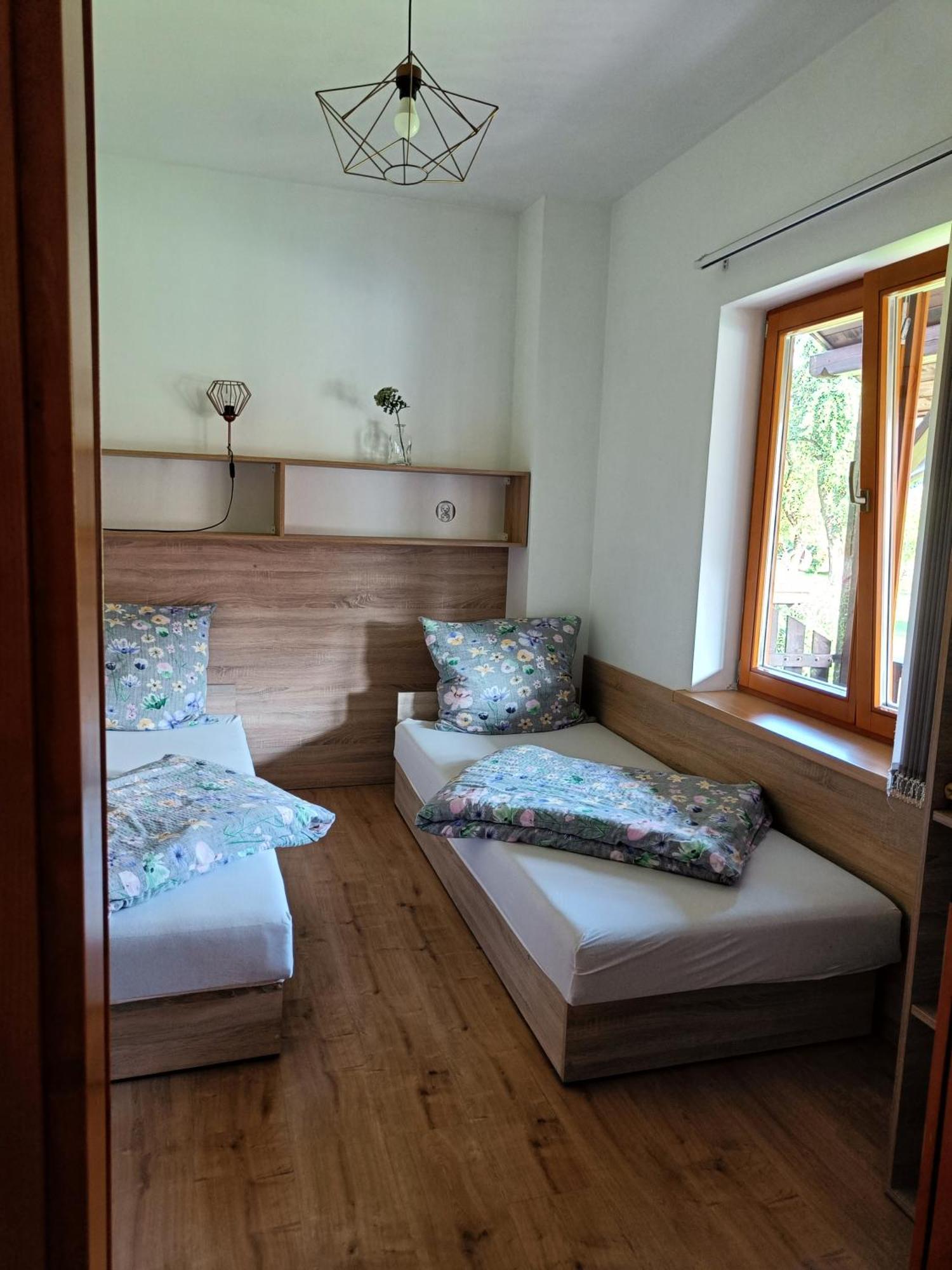 Pod Modrzewiami Daire Milówka Dış mekan fotoğraf